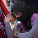 15-Yazidi-Woman-AFP